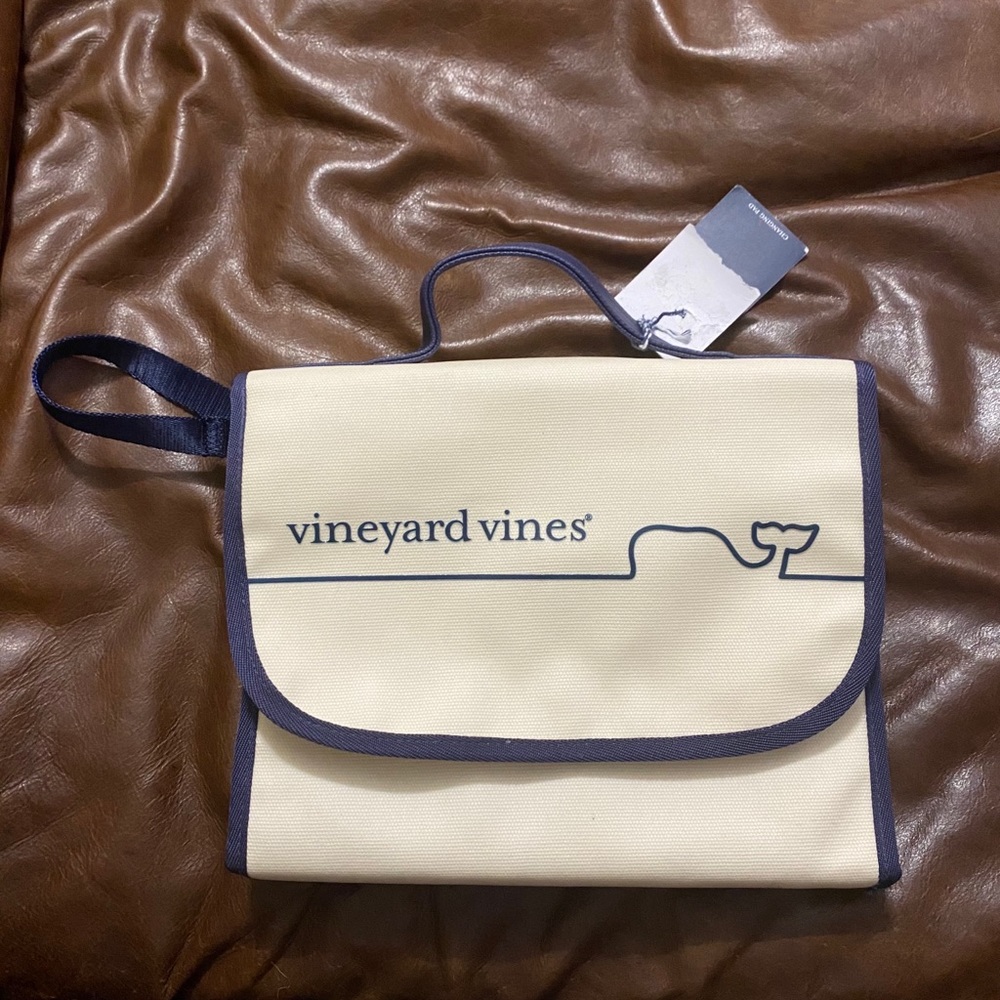 Vineyard Vines New Cream Navy Diaper Changing Pad